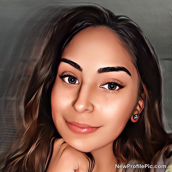 Meet your Posher, Fabiola - Picture 2 of 4